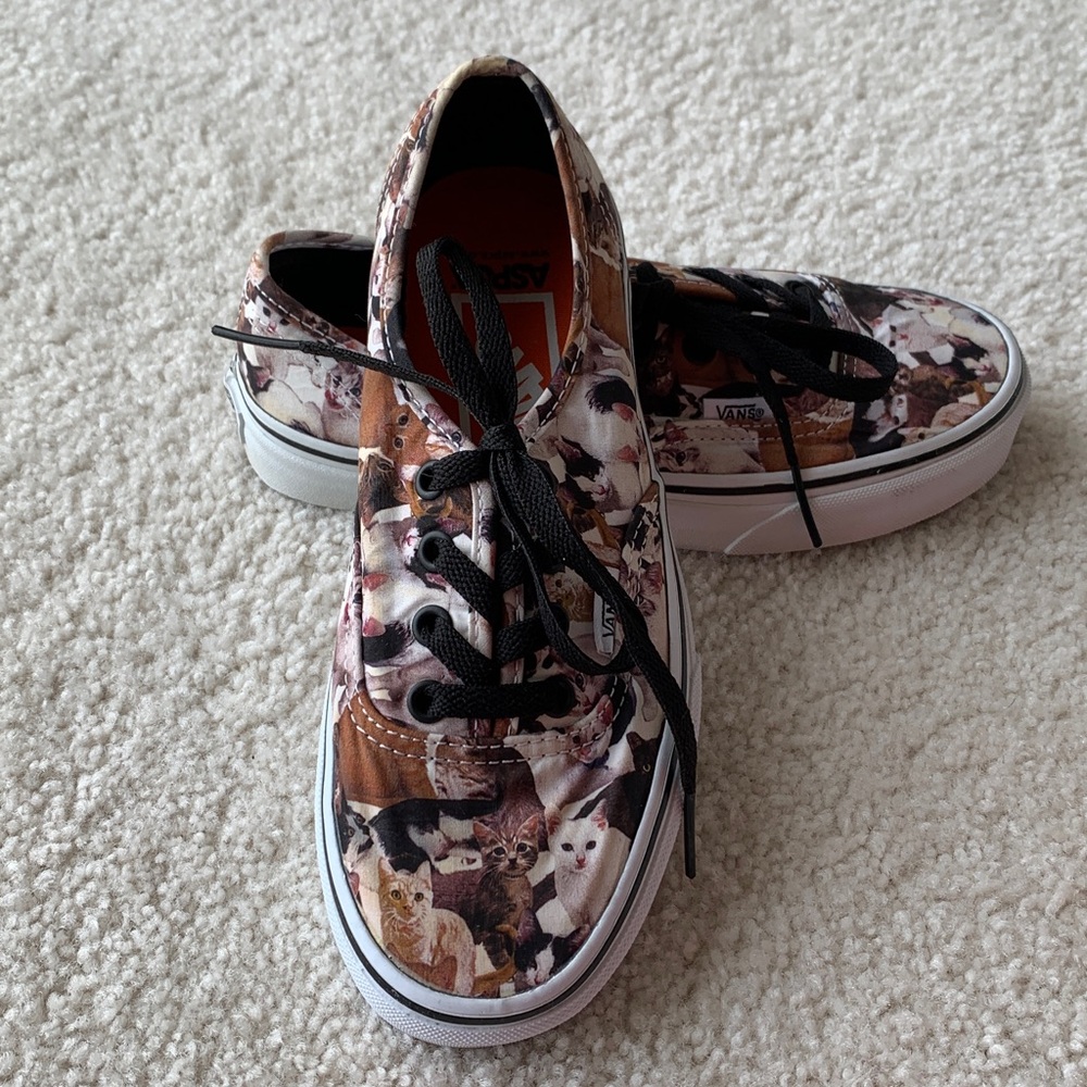 VANS ASPCA Cat Sneakers Size Women’s 6/Men’s 4.5